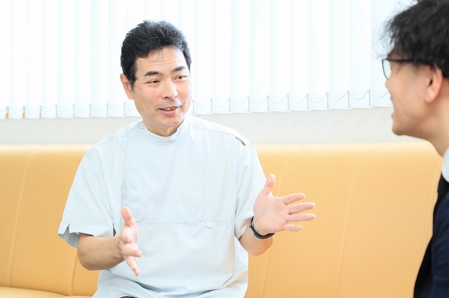 曽田　敏弘